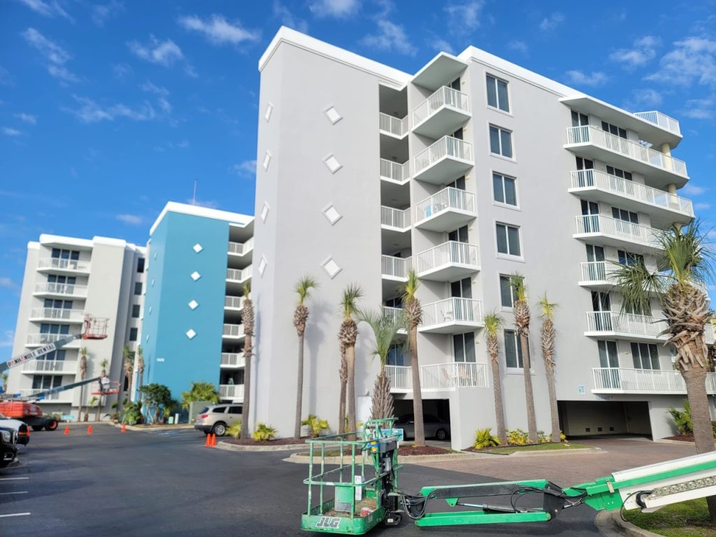 Commercial exterior paint benefits 1