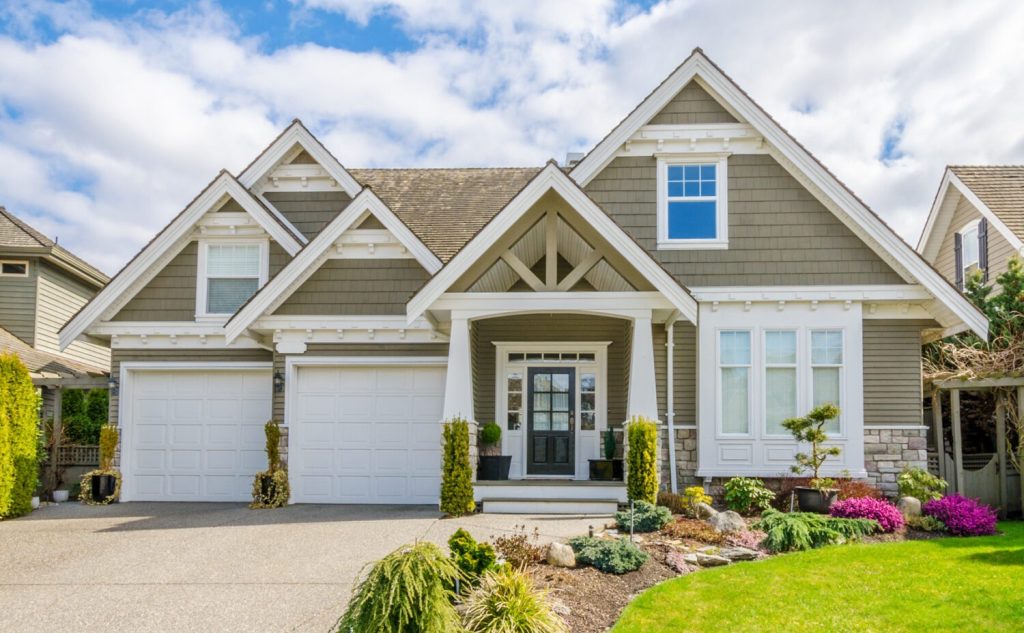 Signs its time to repair and repaint the exterior of your home