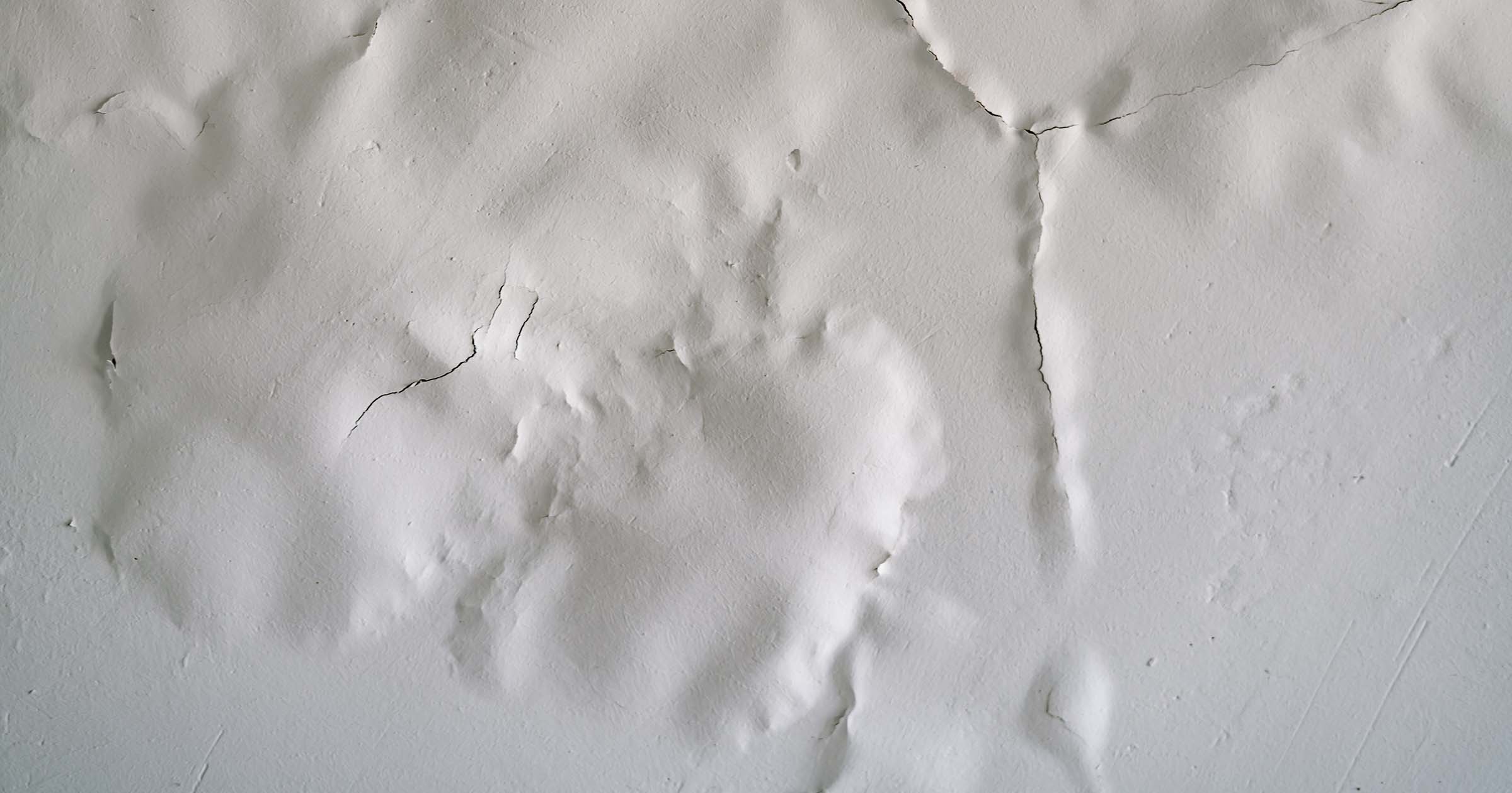 Solutions for Bubbling Paint on Your Atlanta